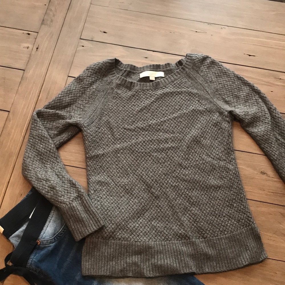 Loft,woven pattern, lightweight gray sweater SzM